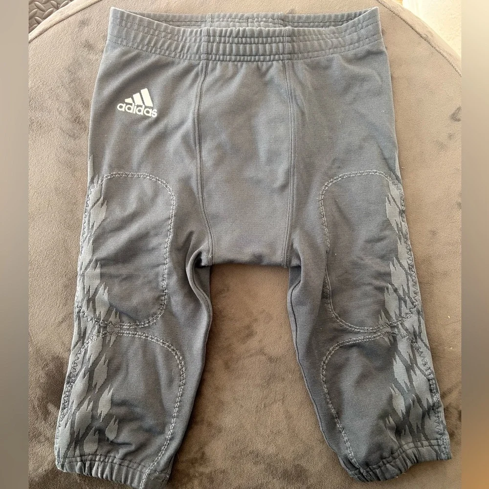 Football pants - Picture 2 of 6